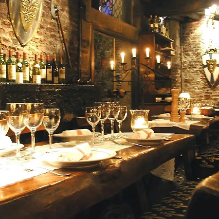 オーベルジュ デュ ボン フェルミエ 2*