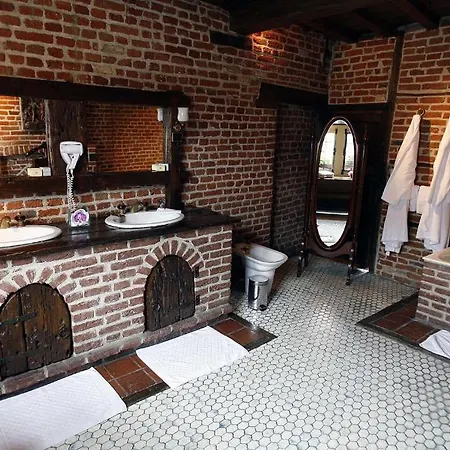 ホテル オーベルジュ デュ ボン フェルミエ ヴァランシエンヌ