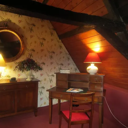 オーベルジュ デュ ボン フェルミエ ホテル ヴァランシエンヌ